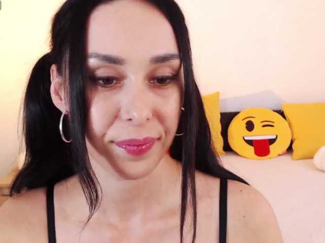 ValeriaFoxx