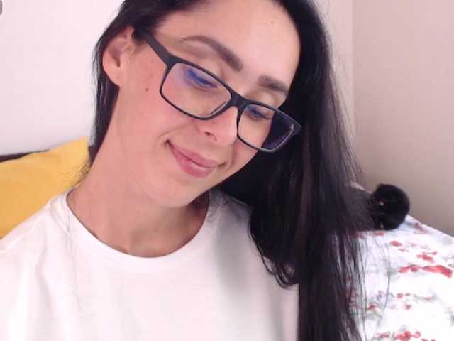 ValeriaFoxx live webcam show