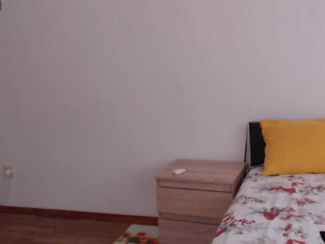 ValeriaFoxx live webcam show