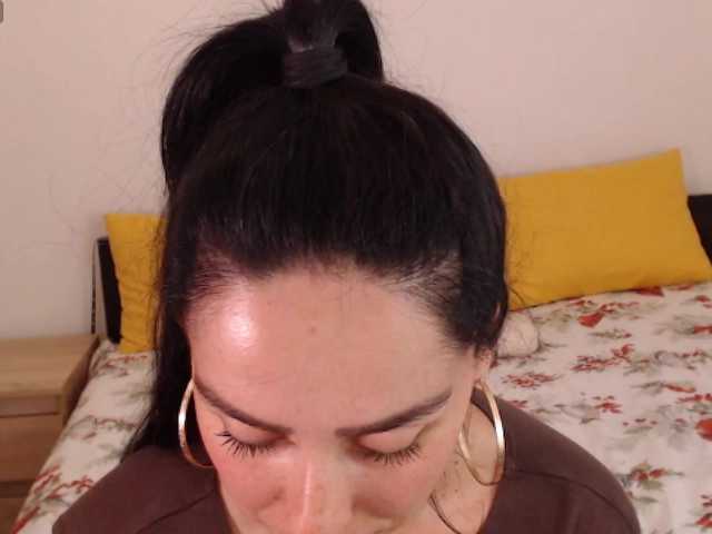 ValeriaFoxx live webcam show