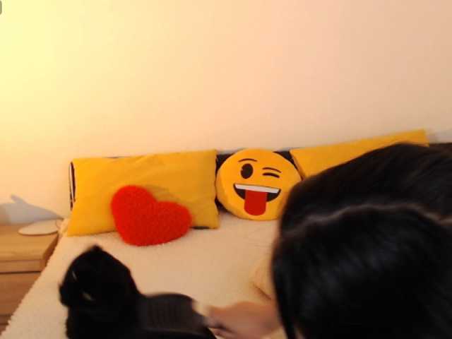 ValeriaFoxx live cam on BongaCams