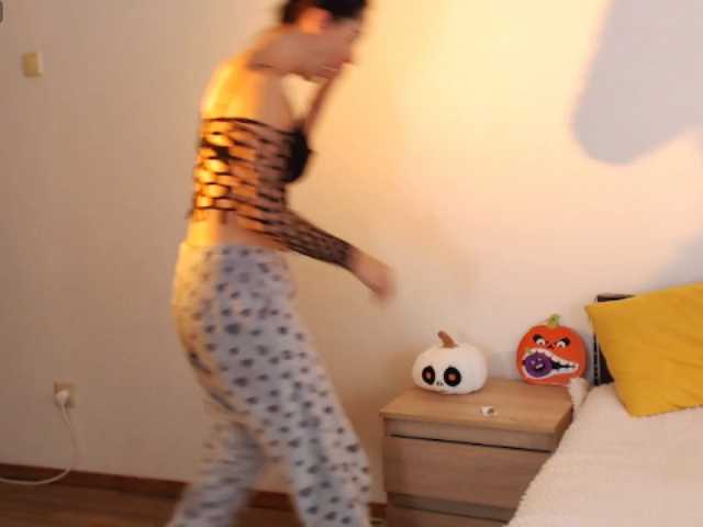 ValeriaFoxx live cam on BongaCams