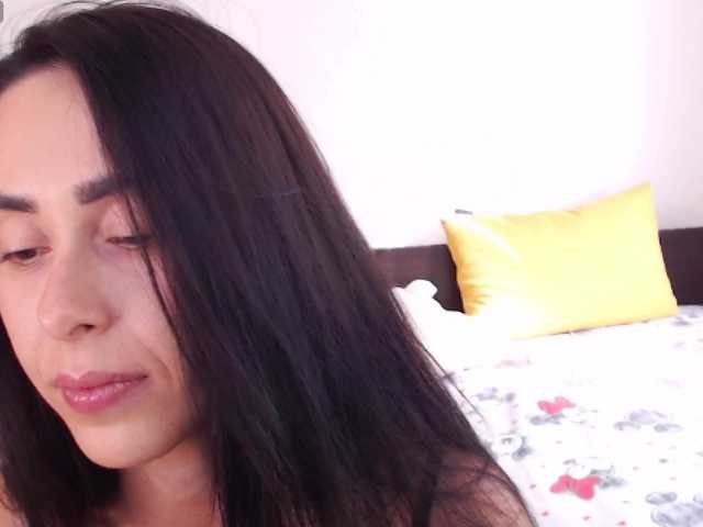 ValeriaFoxx live cam on BongaCams