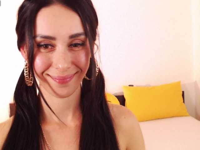 ValeriaFoxx