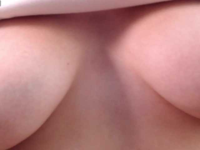 ValeriaFoxx live webcam show