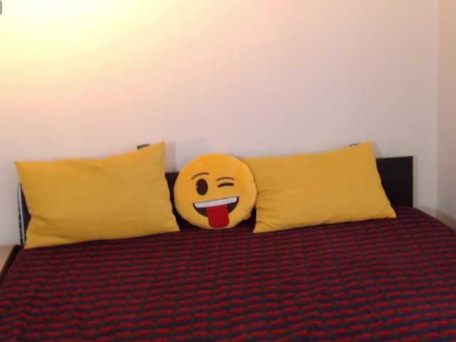ValeriaFoxx live cam on BongaCams