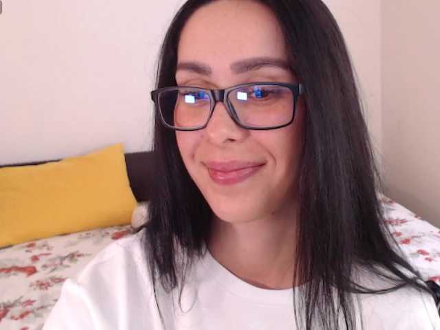 ValeriaFoxx live webcam show