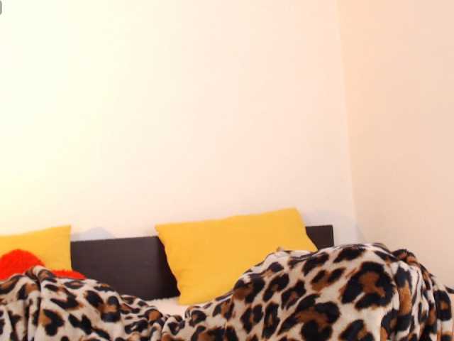 ValeriaFoxx live cam on BongaCams