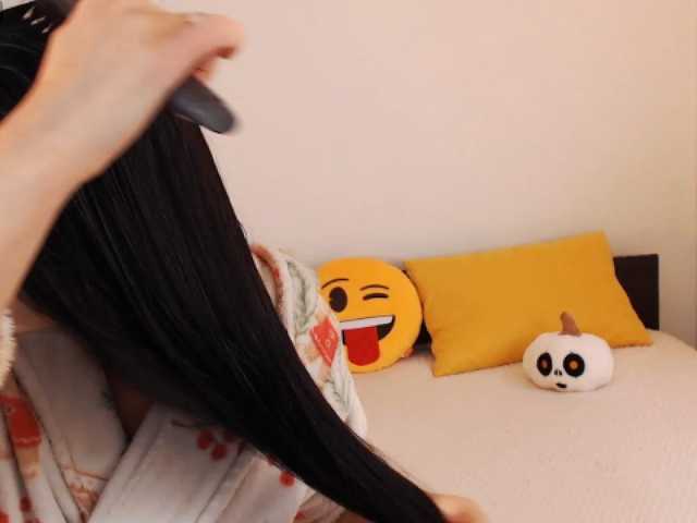 ValeriaFoxx live cam on BongaCams