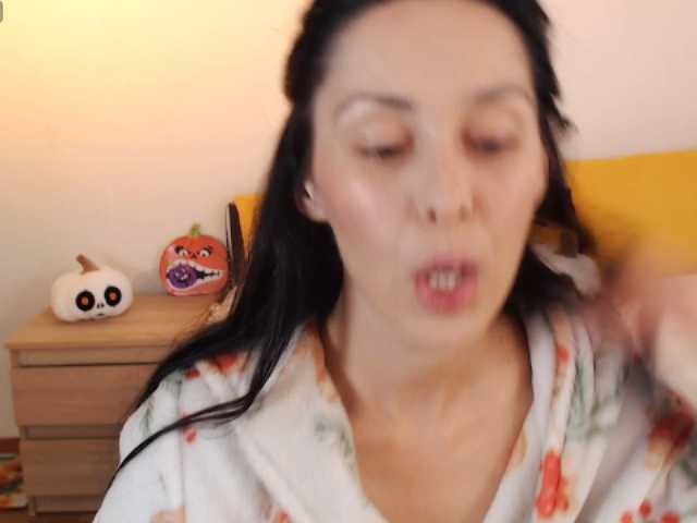 ValeriaFoxx