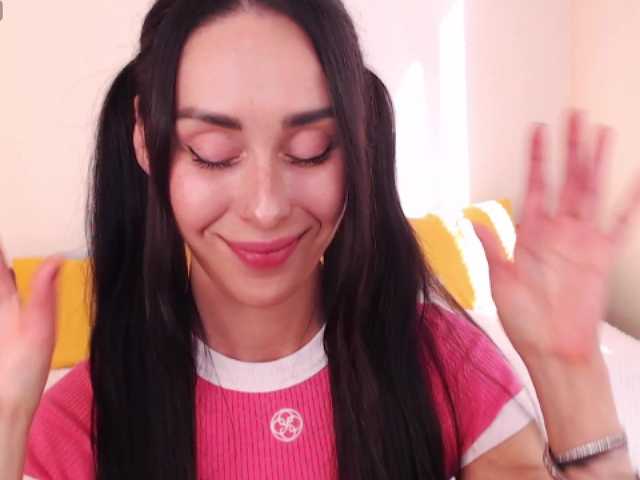 ValeriaFoxx live cam on BongaCams