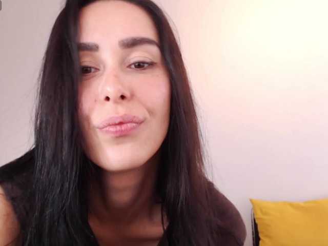 ValeriaFoxx live cam on BongaCams
