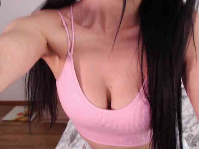 ValeriaFoxx