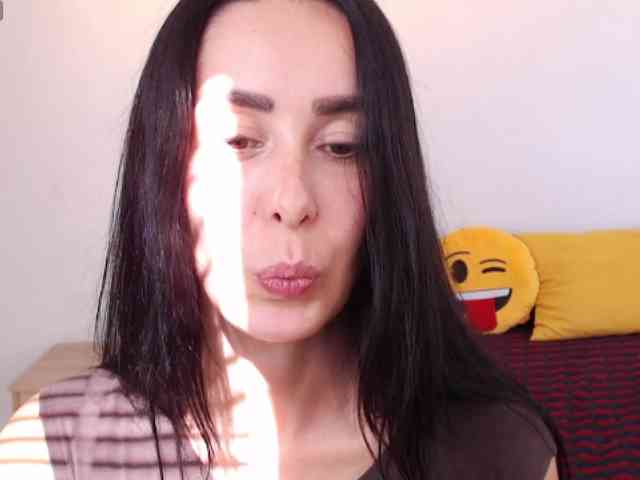 ValeriaFoxx
