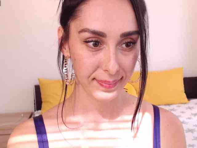 ValeriaFoxx webcam