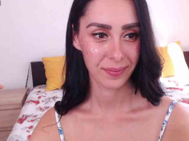 ValeriaFoxx webcam