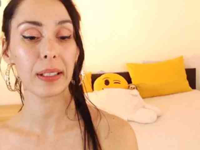 ValeriaFoxx webcam
