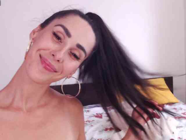 ValeriaFoxx webcam