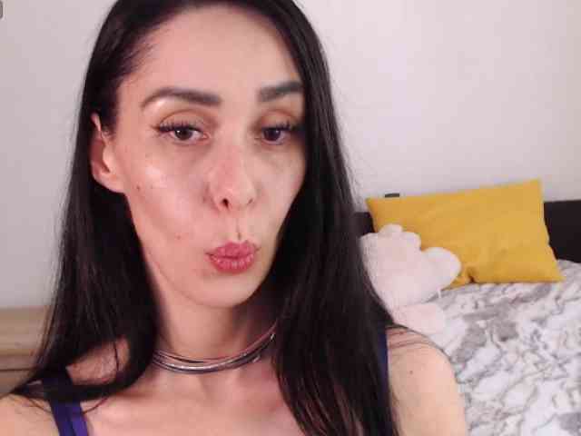 ValeriaFoxx webcam