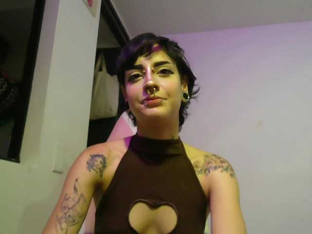AlinaSvetlana live cam on BongaCams
