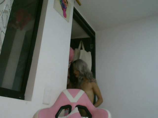 AlinaSvetlana live cam on BongaCams