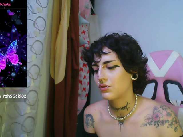 AlinaSvetlana live cam on BongaCams