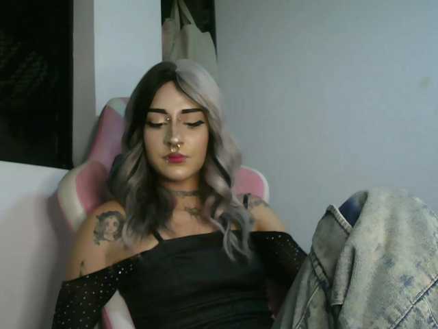 AlinaSvetlana live cam on BongaCams