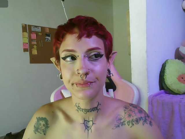 AlinaSvetlana's BongaCams show and profile