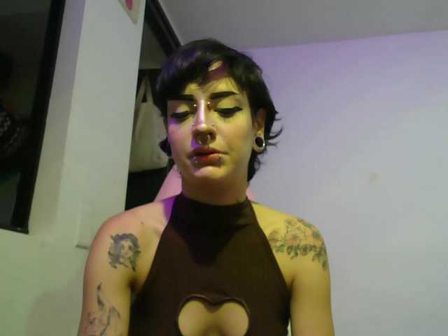 AlinaSvetlana live cam on BongaCams