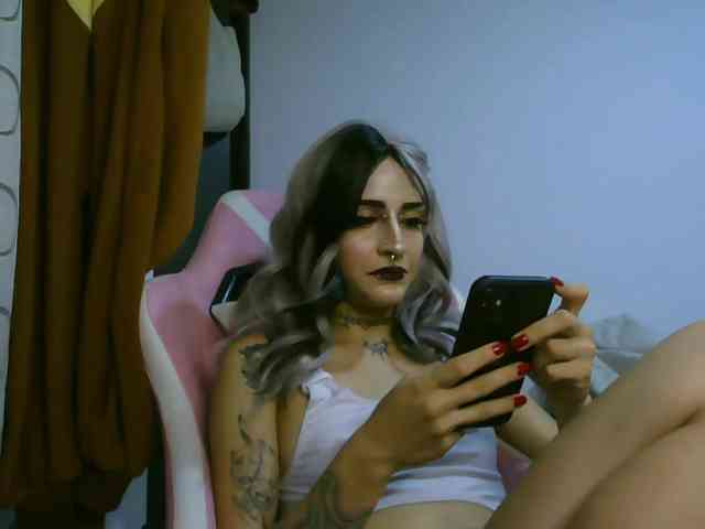 AlinaSvetlana webcam