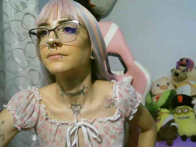 AlinaSvetlana webcam
