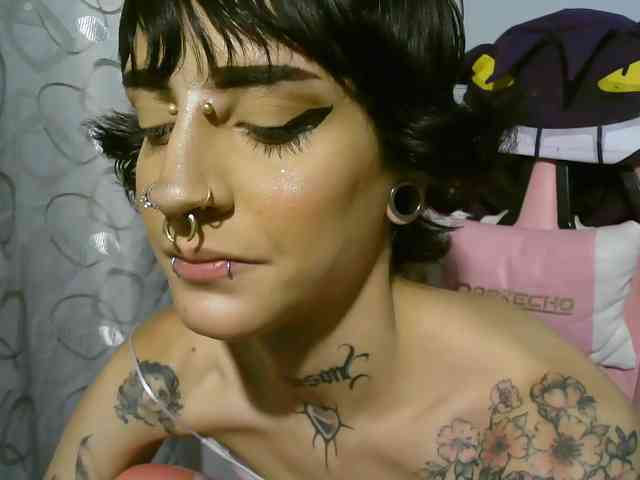 AlinaSvetlana webcam