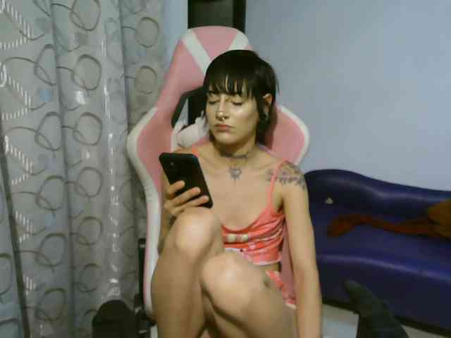 AlinaSvetlana webcam