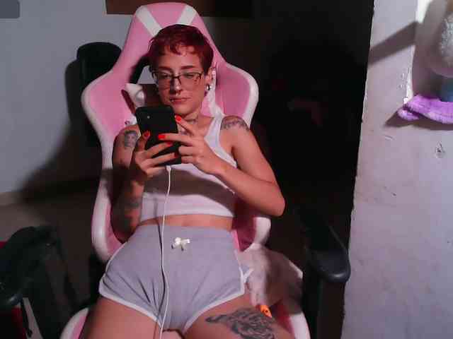 AlinaSvetlana webcam