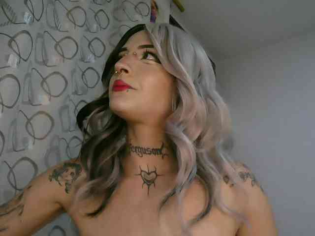 AlinaSvetlana webcam