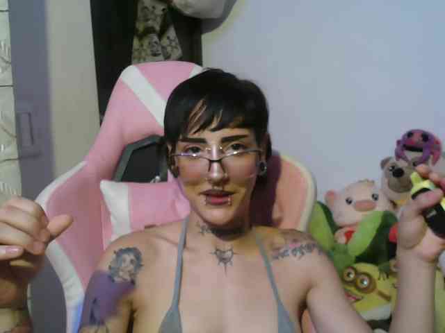 AlinaSvetlana webcam
