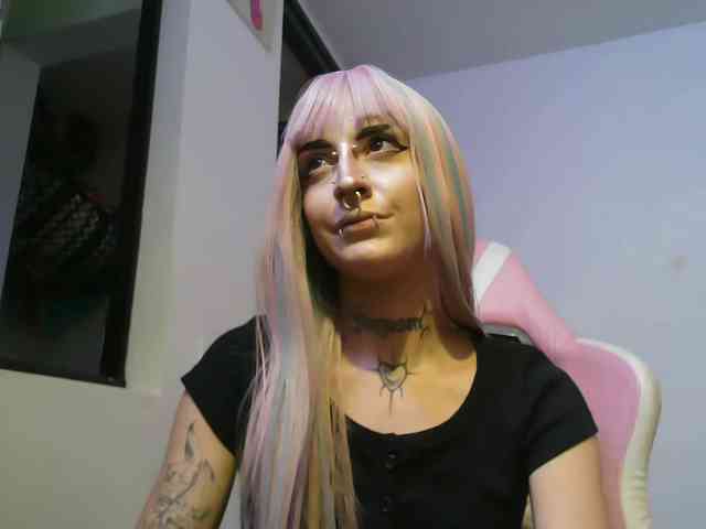 AlinaSvetlana webcam