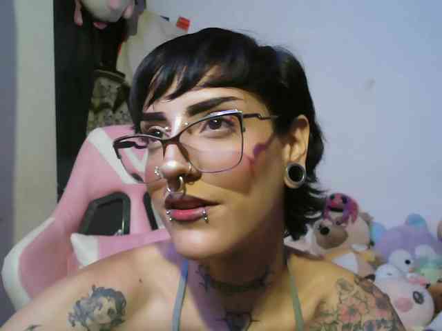 AlinaSvetlana webcam