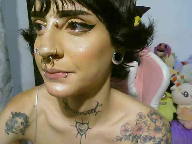 AlinaSvetlana webcam