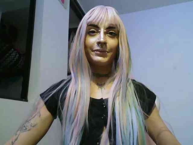 AlinaSvetlana webcam