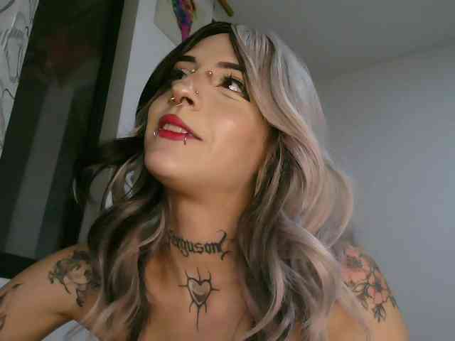AlinaSvetlana webcam