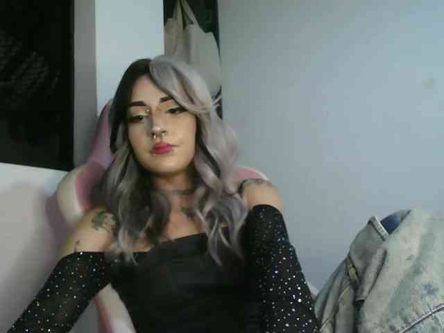 AlinaSvetlana webcam