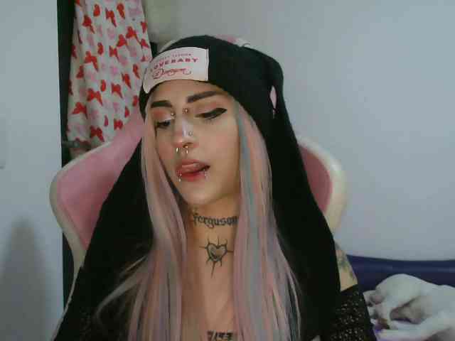 AlinaSvetlana webcam