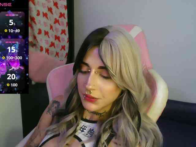 AlinaSvetlana Live Webcam on BongaCams