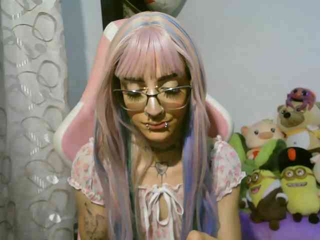 AlinaSvetlana webcam