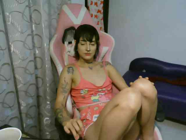 AlinaSvetlana webcam