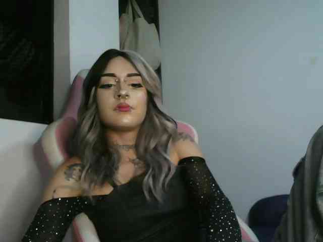 AlinaSvetlana webcam