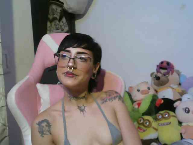 AlinaSvetlana webcam