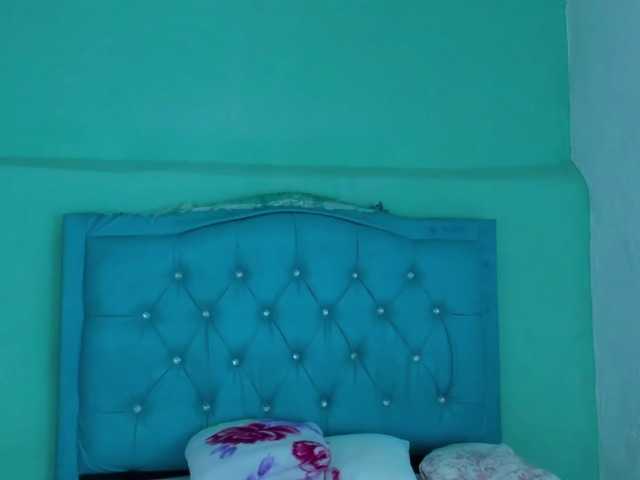 PriscilaSmiith25 live cam on BongaCams