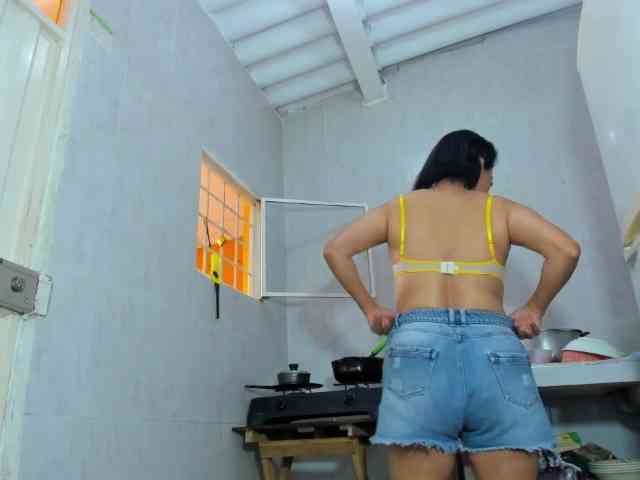 PriscilaSmiith25 webcam